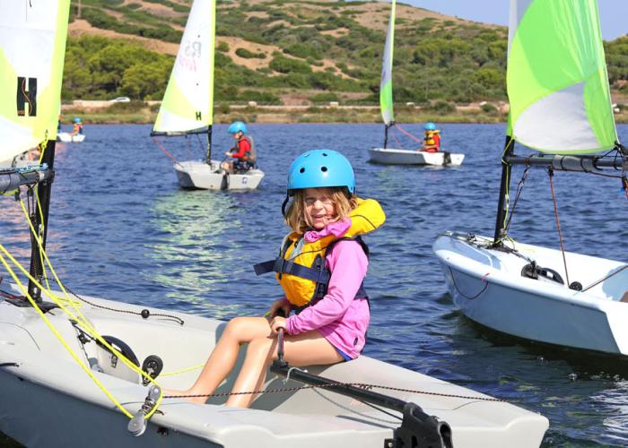 Explorers sailing RS Teras