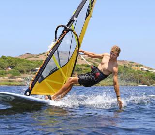 windsurf